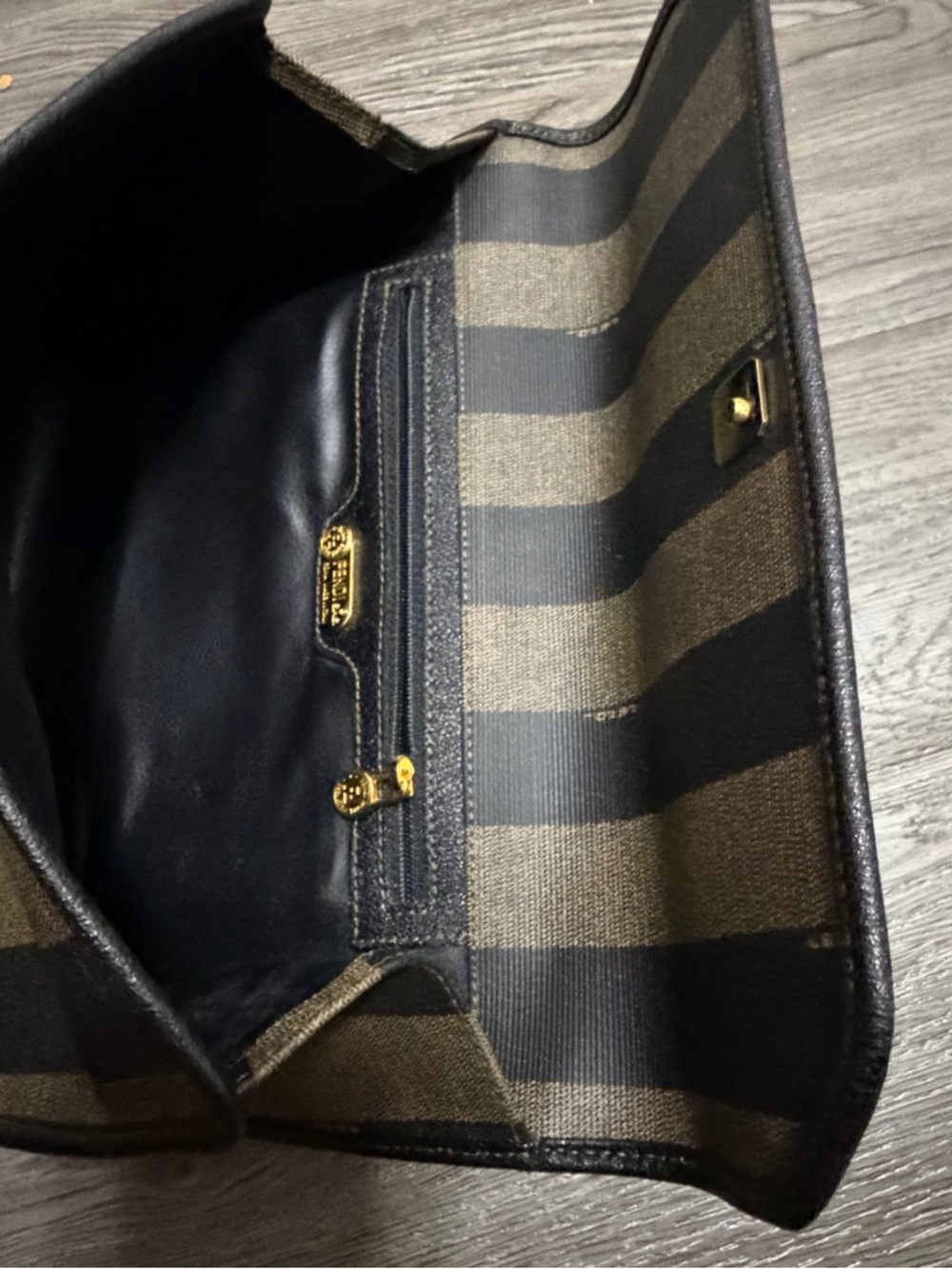 Fendi Striped Fold-Over Messenger in Black and Brown Vintage original - Picture 3 of 5